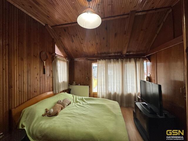 38-SAPANCADA SİTE İÇERİSİNDE SATILIK TRİBLEKS VİLLA